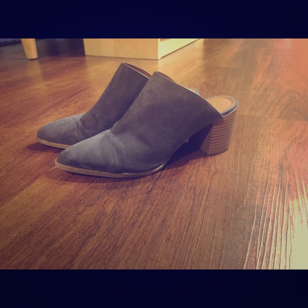 Suede Ankle Boots American Eagle